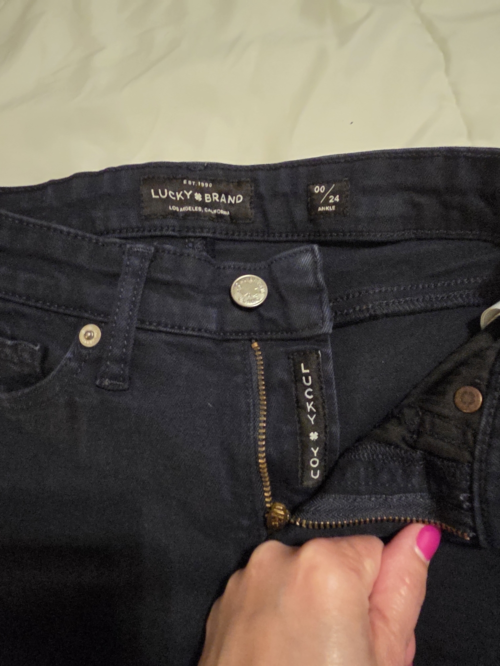 Lucky Brand Women's Dark Blue Ankle Jeans